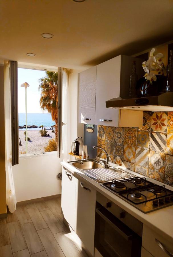 Tuffonelblu Apartment Ventimiglia Exterior foto
